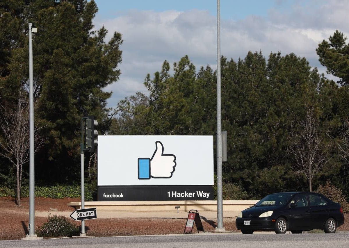 ?♀️Закінчилася епоха Facebook. ?♀️Закінчилася епоха Facebook.