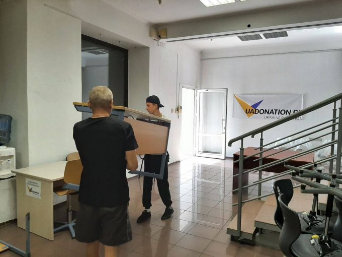 Наша мета - забезпечити щасливе дитинство, бо щасливі діти - це обіцянка майбутнього!
