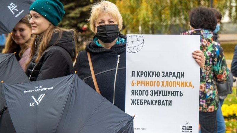 ?До Дня боротьби з торгівлею людьми Дніпропетровщина долучилася до щорічної акції Walk for Freedom.