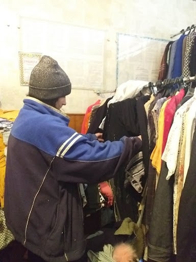 ​?Банк одягу у Павлограді. Мешканцям міста пропонують віддати непотрібні теплі речі.