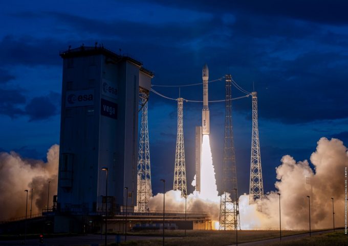 Відбувся успішний запуск ракети Vega, частково виготовленої у Дніпрі