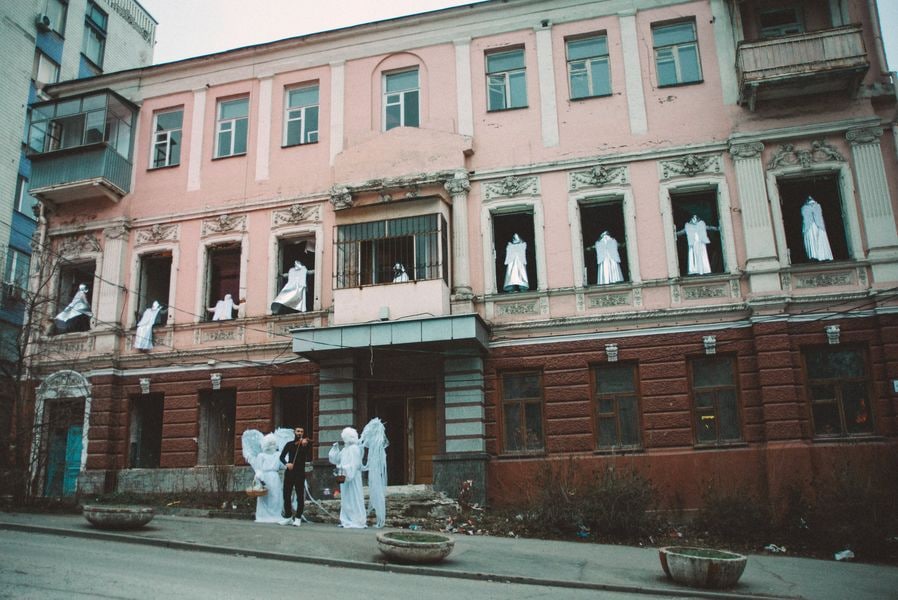 ?Янголи  - охоронці на захисті архітектури Дніпра