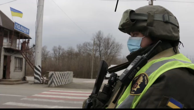 В області посилили контроль на стаціонарних постах поліції. 