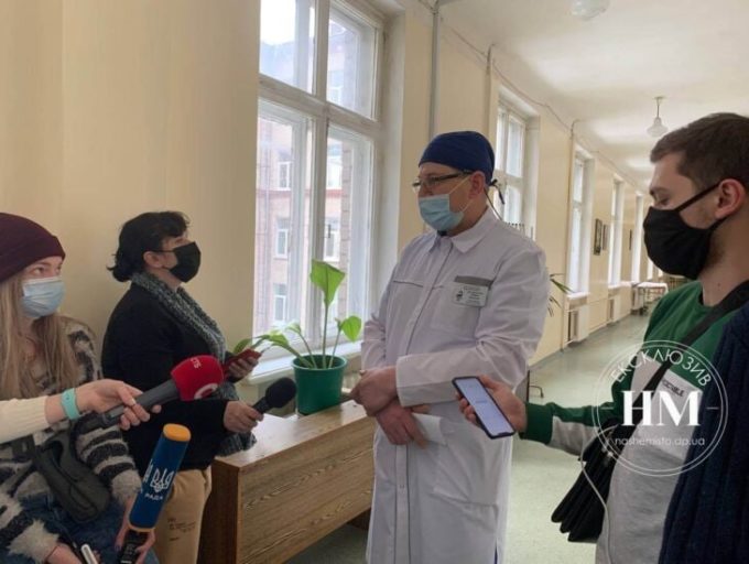 Нацгвардієць, поранений на "Південмаші", почав ходити