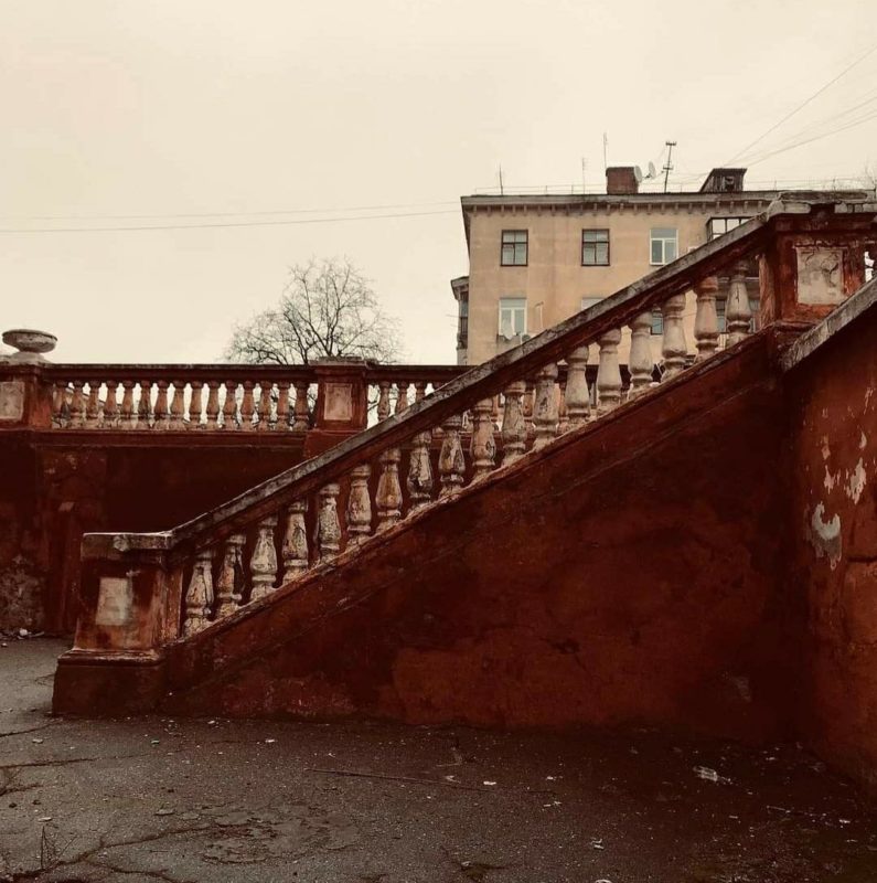 Марганець має потужну ретроспективу