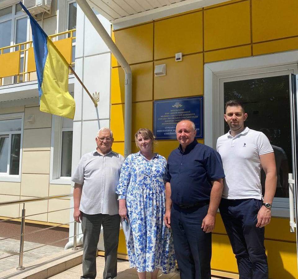 До Дня медичного працівника,  волонтери БО "Благодійний фонд "Крила Братерства" відвідали Центр Первинної медико-санітарної допомоги  Сурсько-Литовської громади Дніпровського району. 