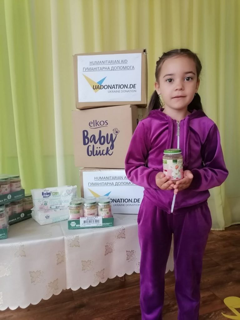 Благодійний фонд "Крила братерства"за допомоги  німецького фонду Ukraine Donation e.V., разом із Фонд Олександра Вілкула «Українська перспектива»,  передали  допомогу до найбільшогг дошкільного навчального закладу  №3 "Малятко" у  П’ятихатках. 