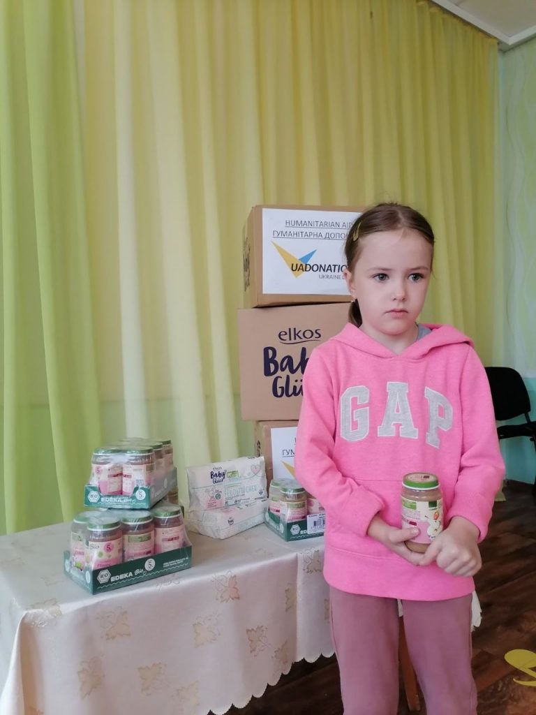 Благодійний фонд "Крила братерства"за допомоги  німецького фонду Ukraine Donation e.V., разом із Фонд Олександра Вілкула «Українська перспектива»,  передали  допомогу до найбільшогг дошкільного навчального закладу  №3 "Малятко" у  П’ятихатках. 