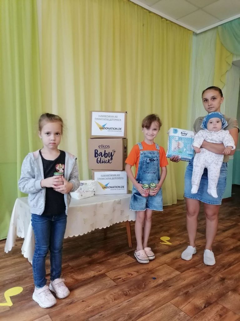 Благодійний фонд "Крила братерства"за допомоги  німецького фонду Ukraine Donation e.V., разом із Фонд Олександра Вілкула «Українська перспектива»,  передали  допомогу до найбільшогг дошкільного навчального закладу  №3 "Малятко" у  П’ятихатках. 