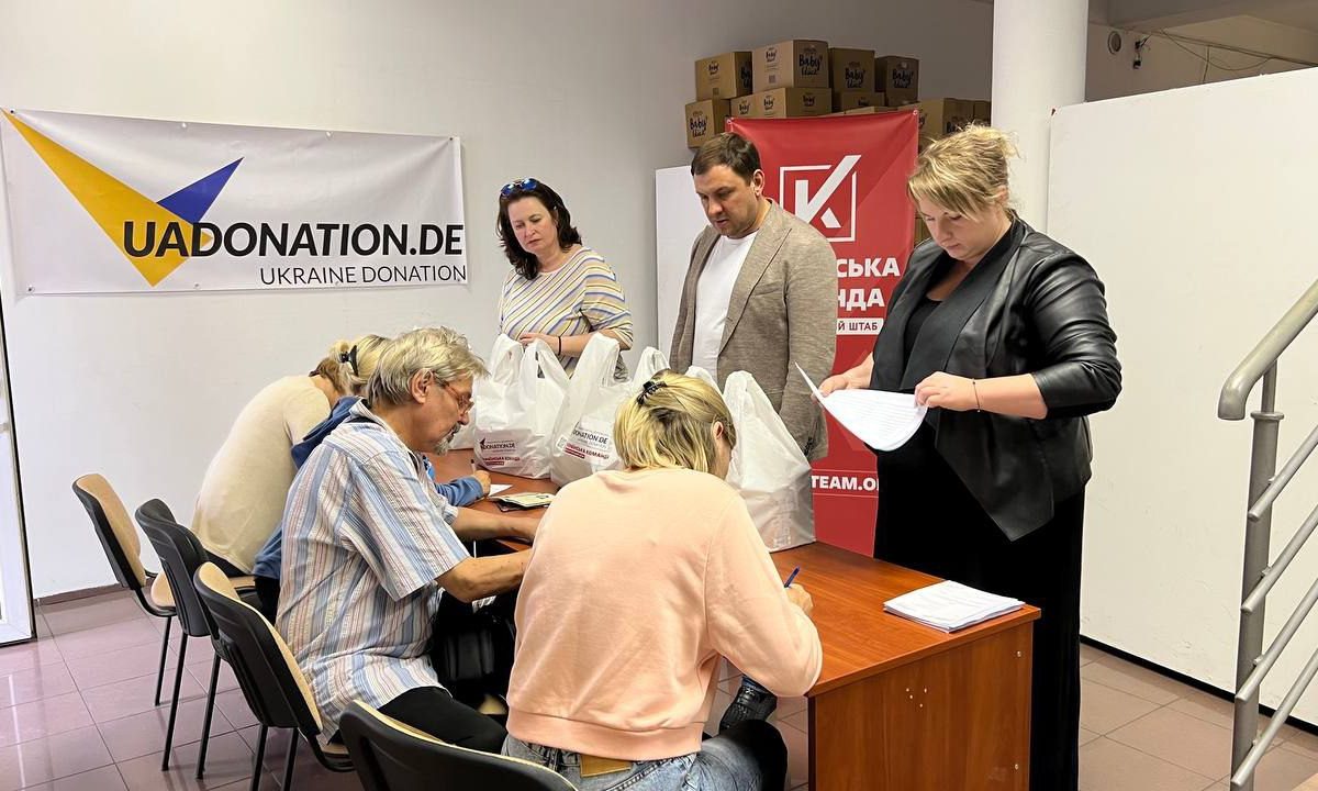 Продуктові набори сформували завдяки  німецькому фонду «Ukraine Donation»