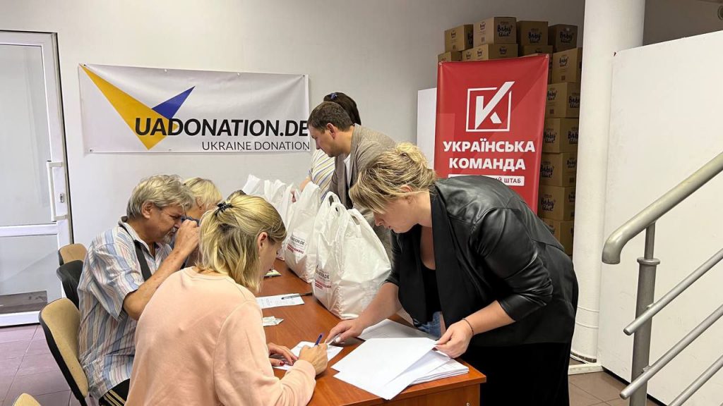 Продуктові набори сформували завдяки  німецькому фонду «Ukraine Donation»