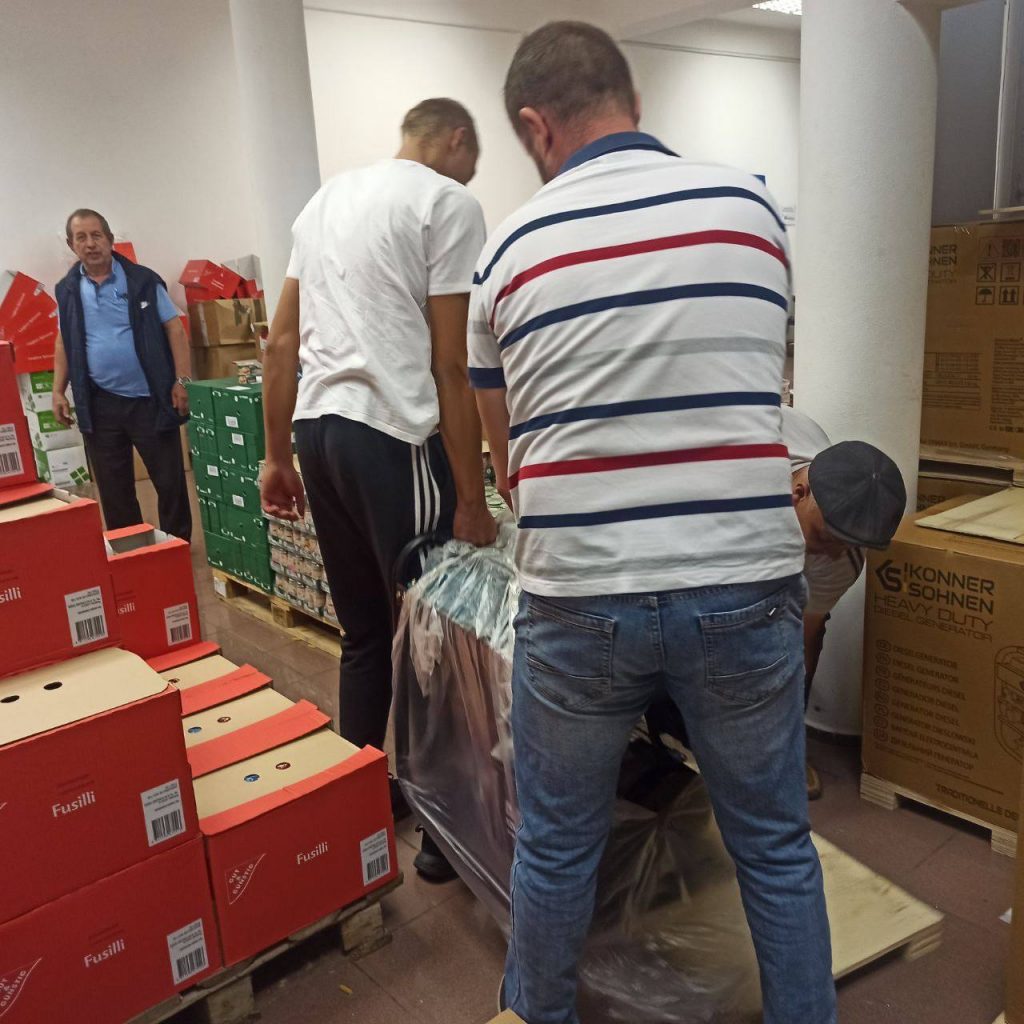 Допомагаємо найвіддаленішим медичним закладам нашої області