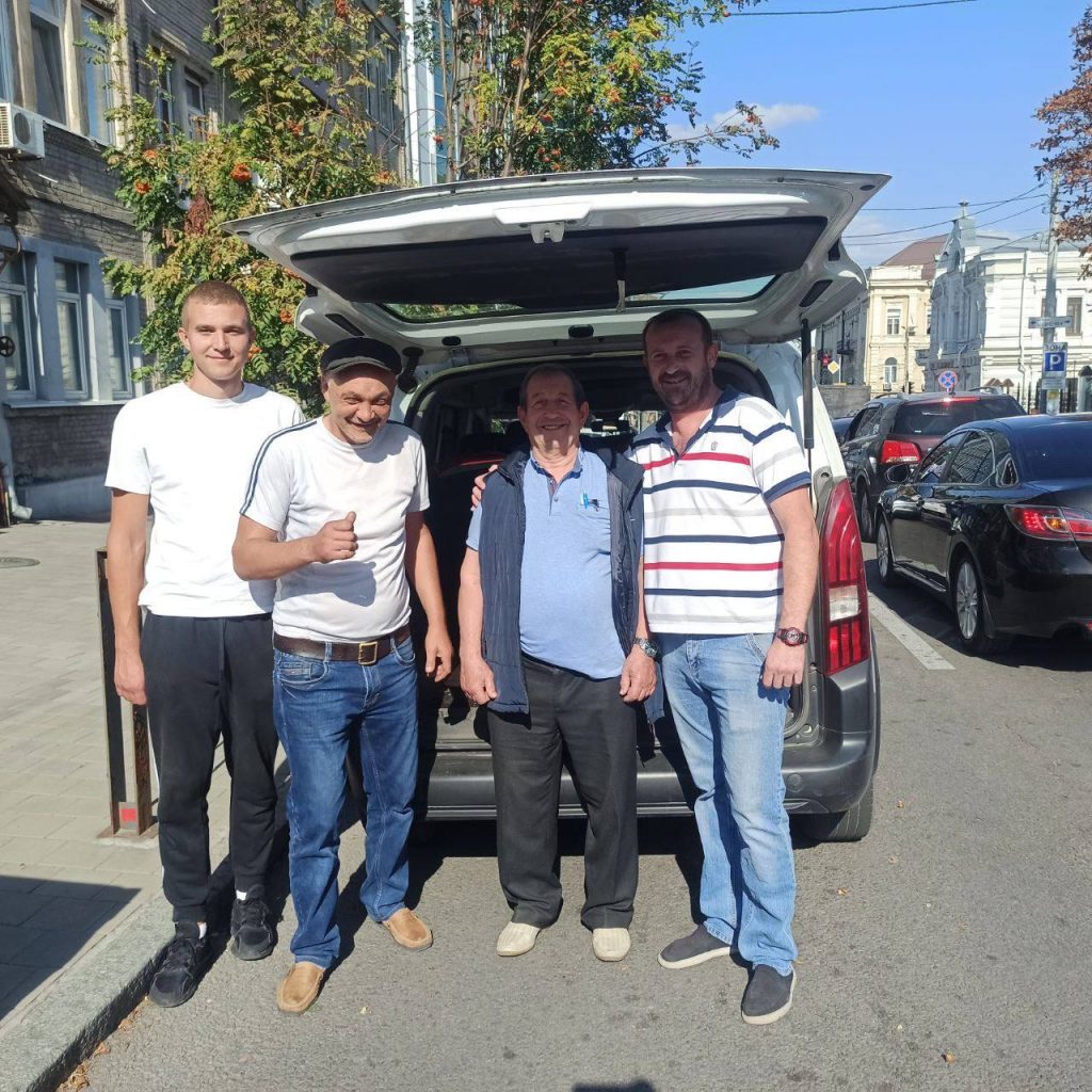 Допомагаємо найвіддаленішим медичним закладам нашої області