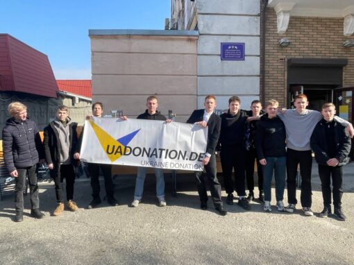 Щиро вдячні Aventinus-Gymnasium та Ukraine Donation e.V. за можливість доставити меблі в школу №79  у м. Дніпро! 