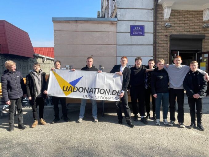 Щиро вдячні Aventinus-Gymnasium та Ukraine Donation e.V. за можливість доставити меблі в школу №79  у м. Дніпро! 