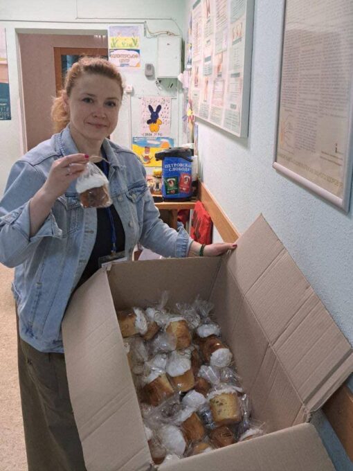 Напередодні Великодня разом з волонтерами Марина Гацко привітали наших захисників, що проходять лікування та реабілітацію у Міська клінічна лікарня 6 м.Дніпра